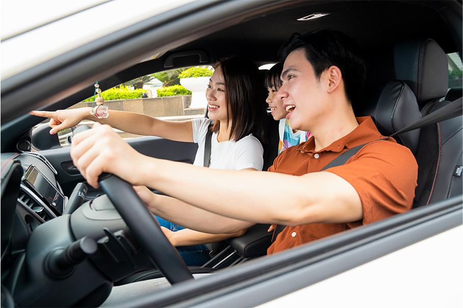 三明治族不能忽略的車禍成本！汽車險＋意外險規劃全攻略