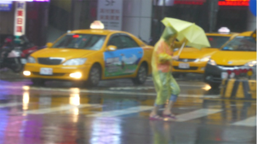下雨時更會大幅影響行車視線，所有用路人都要更加小心。